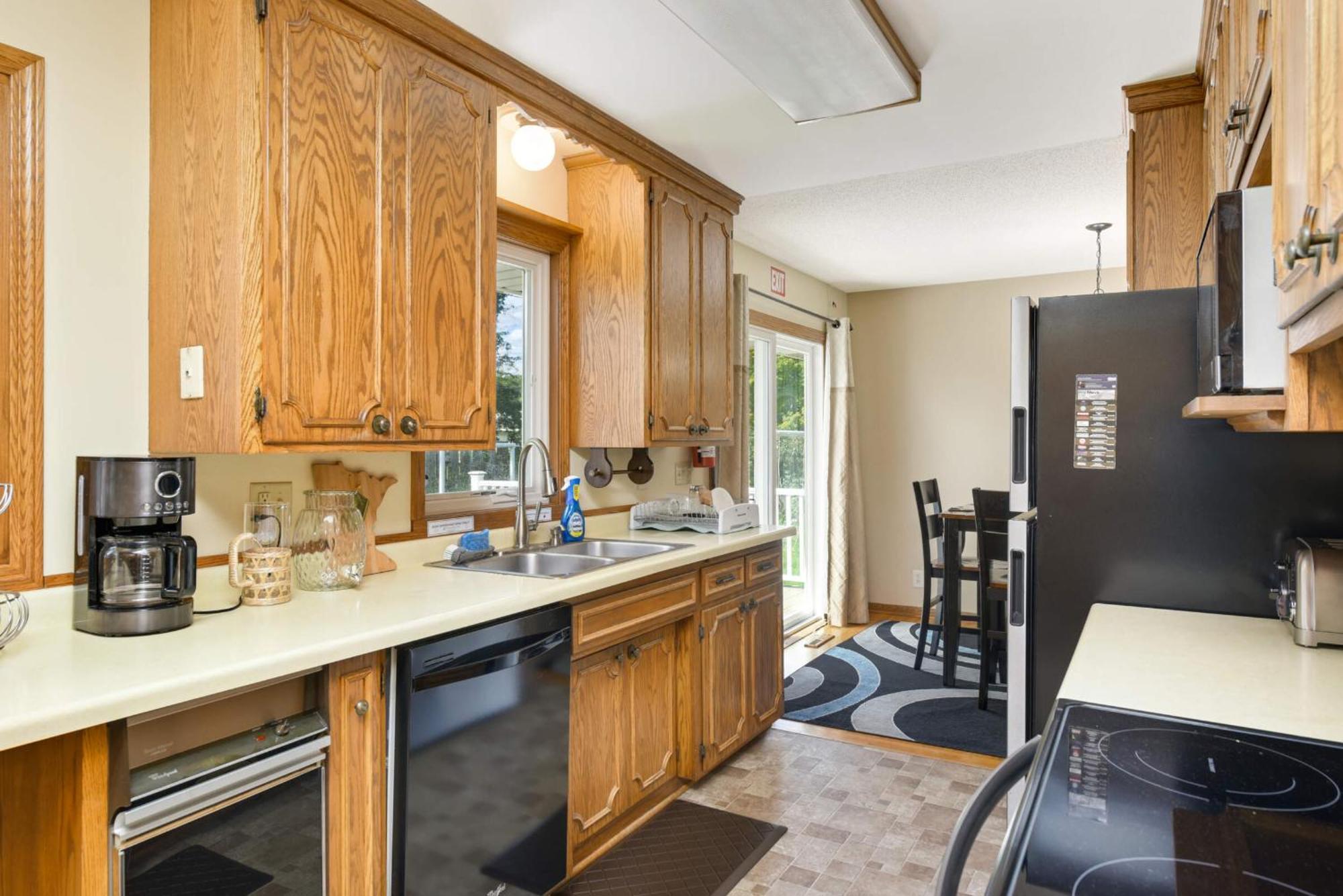 Cottage Grove Haven, Spacious 4-Bed, 3 Baths Retreat エクステリア 写真