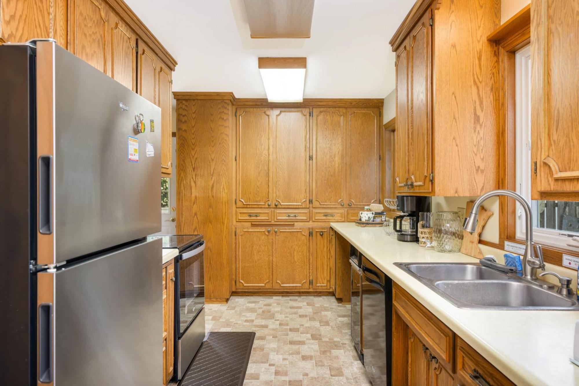 Cottage Grove Haven, Spacious 4-Bed, 3 Baths Retreat エクステリア 写真
