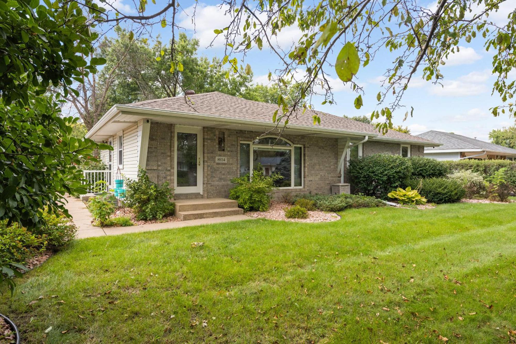 Cottage Grove Haven, Spacious 4-Bed, 3 Baths Retreat エクステリア 写真