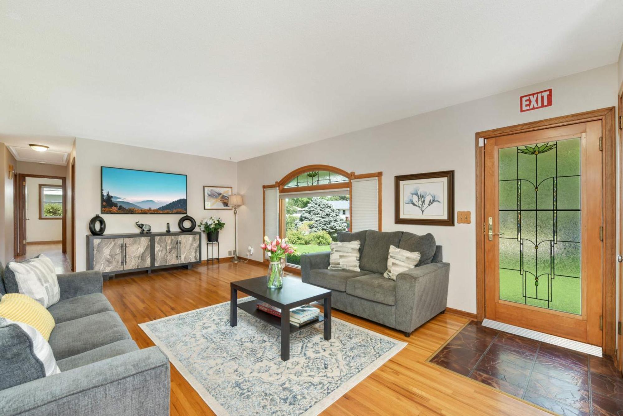 Cottage Grove Haven, Spacious 4-Bed, 3 Baths Retreat エクステリア 写真